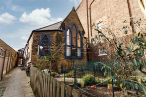 The Scouse House - Air Host & Stay - Quirky 2 Bedroom